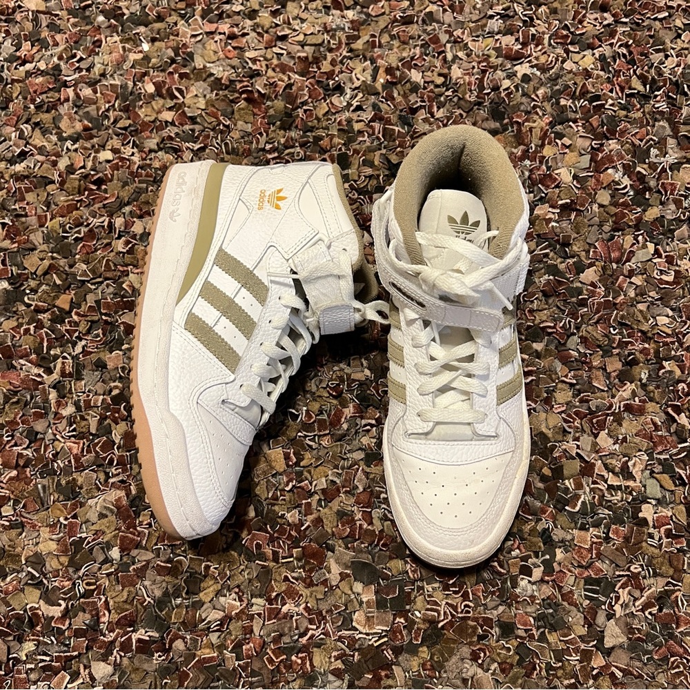 ADIDAS FORUM MID